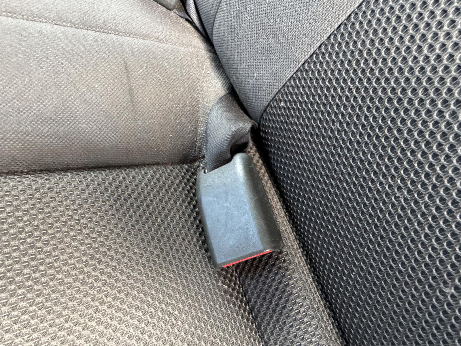 View NISSAN NAVARA 2010 4 Door Utility Breaking