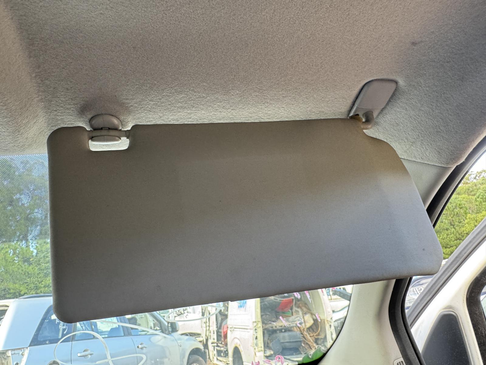 View NISSAN NAVARA 2010 4 Door Utility Breaking
