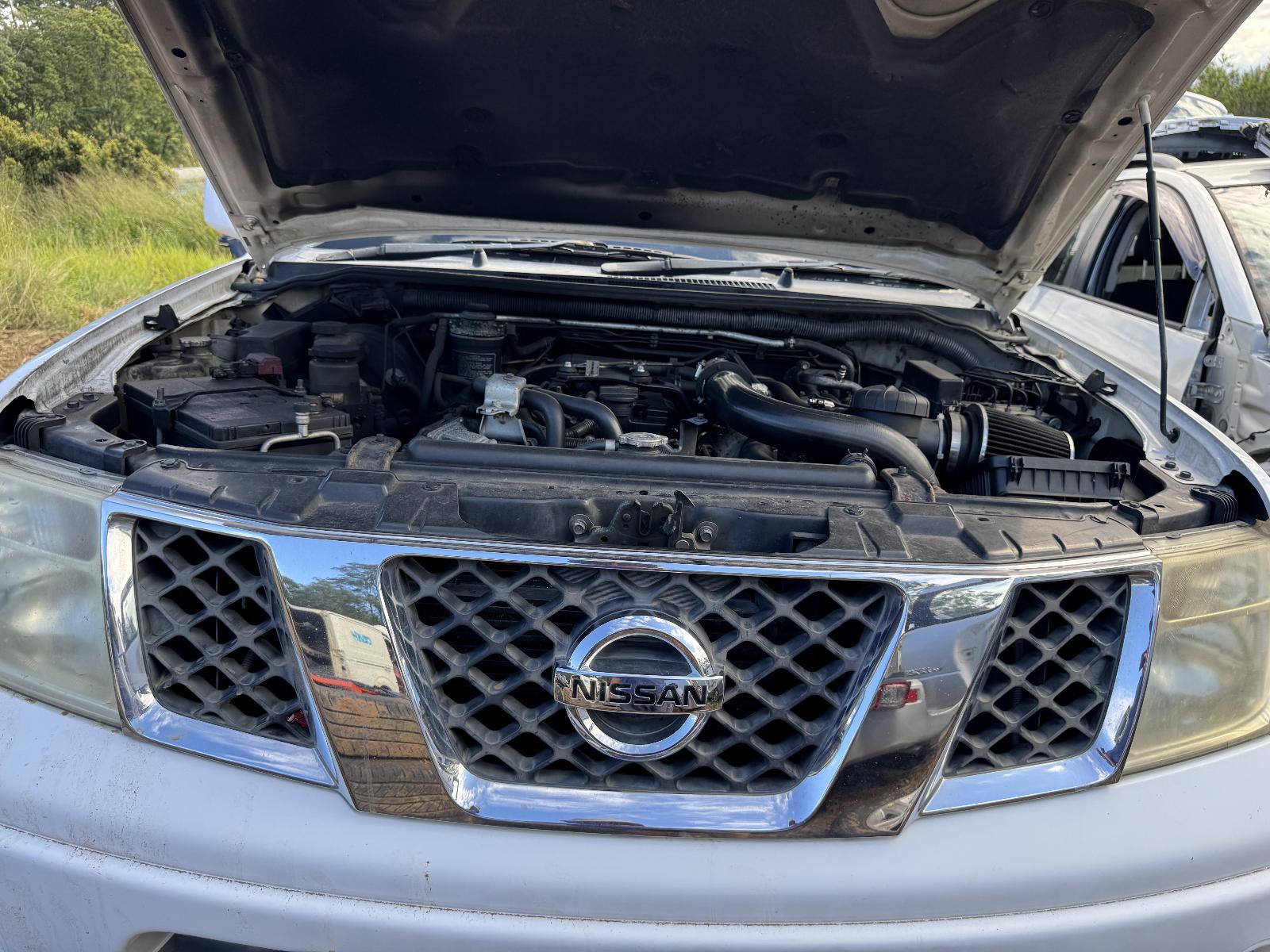 View NISSAN NAVARA 2010 4 Door Utility Breaking