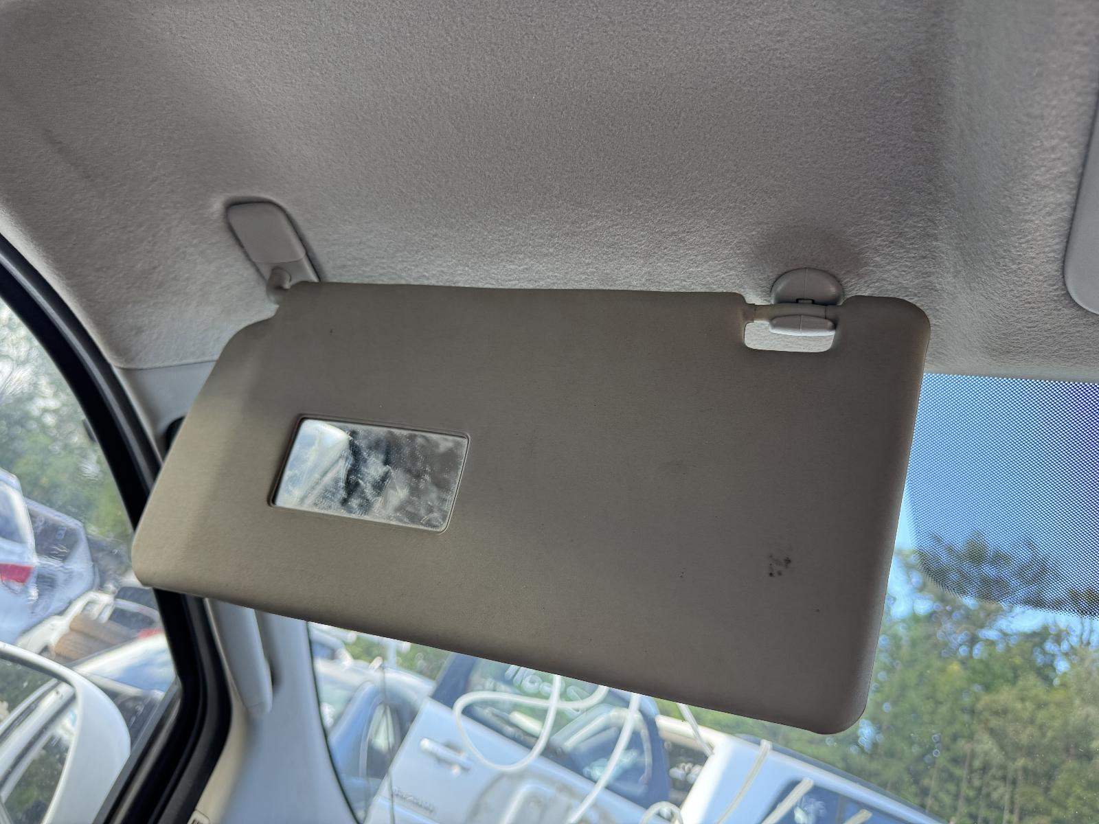 View NISSAN NAVARA 2010 4 Door Utility Breaking