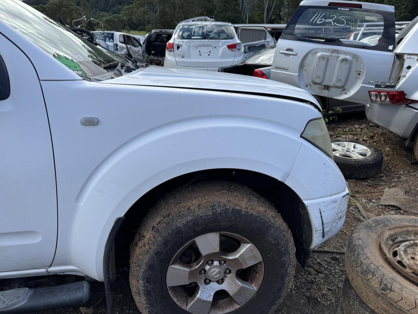 View NISSAN NAVARA 2010 4 Door Utility Breaking