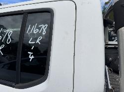 View NISSAN NAVARA 2010 4 Door Utility Breaking