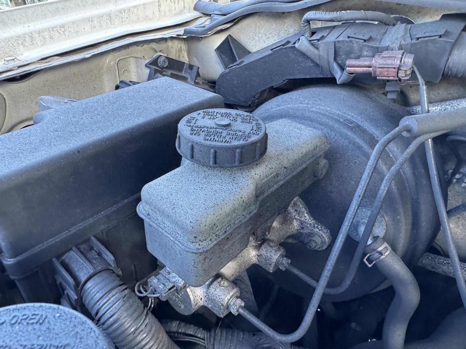 View NISSAN NAVARA 2010 4 Door Utility Breaking