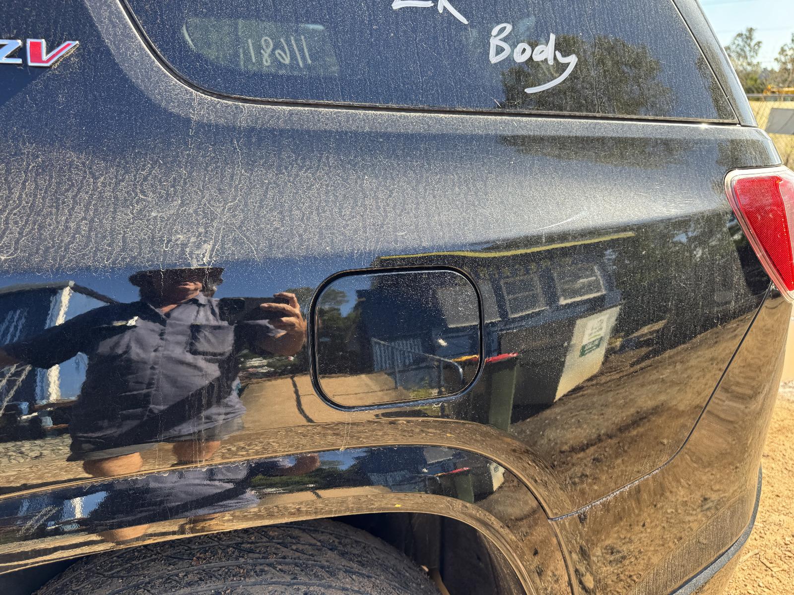 View HOLDEN ACADIA 2019 5 Door Station Wagon Breaking
