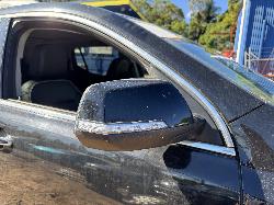 View HOLDEN ACADIA 2019 5 Door Station Wagon Breaking