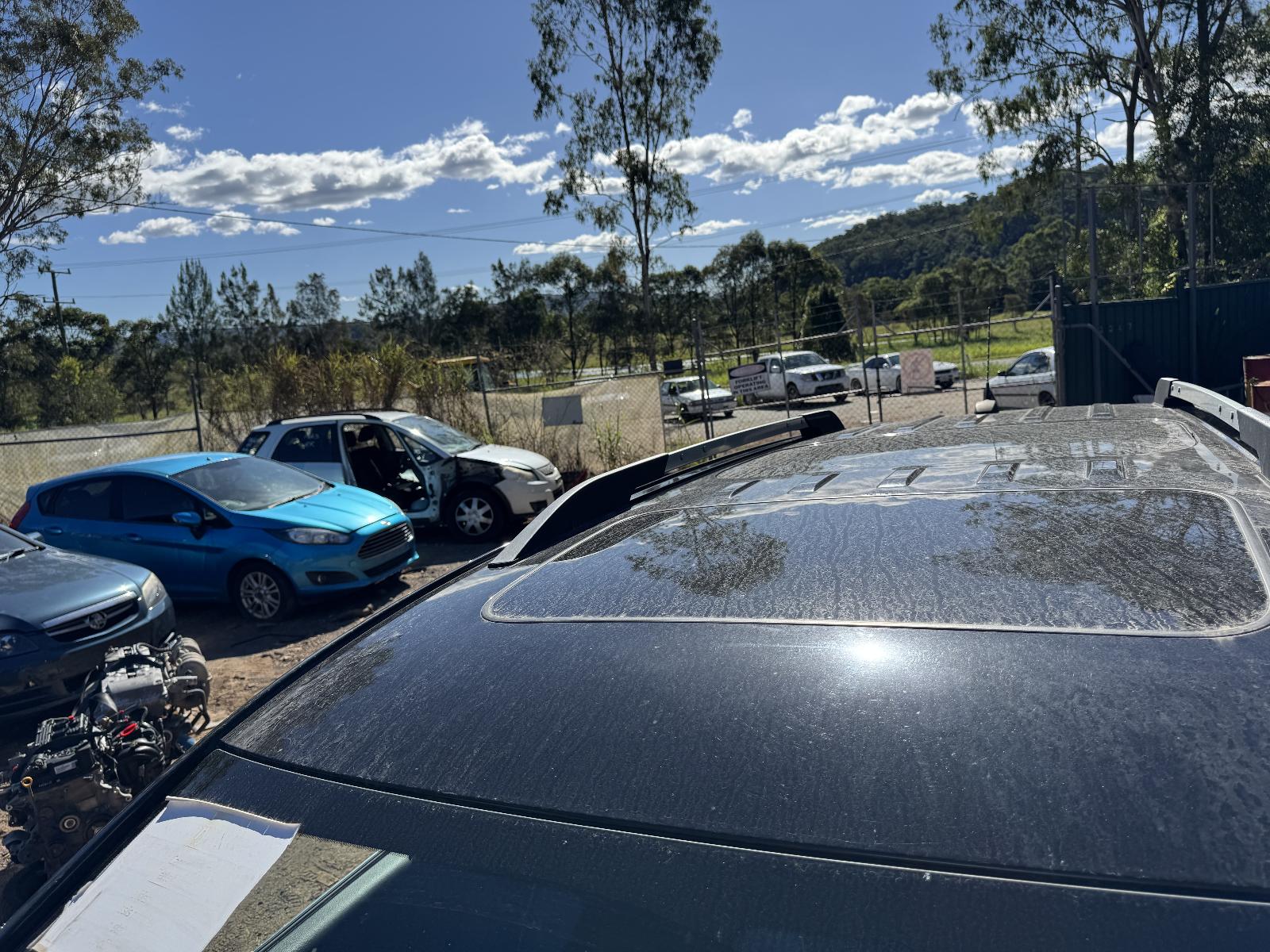 View HOLDEN ACADIA 2019 5 Door Station Wagon Breaking