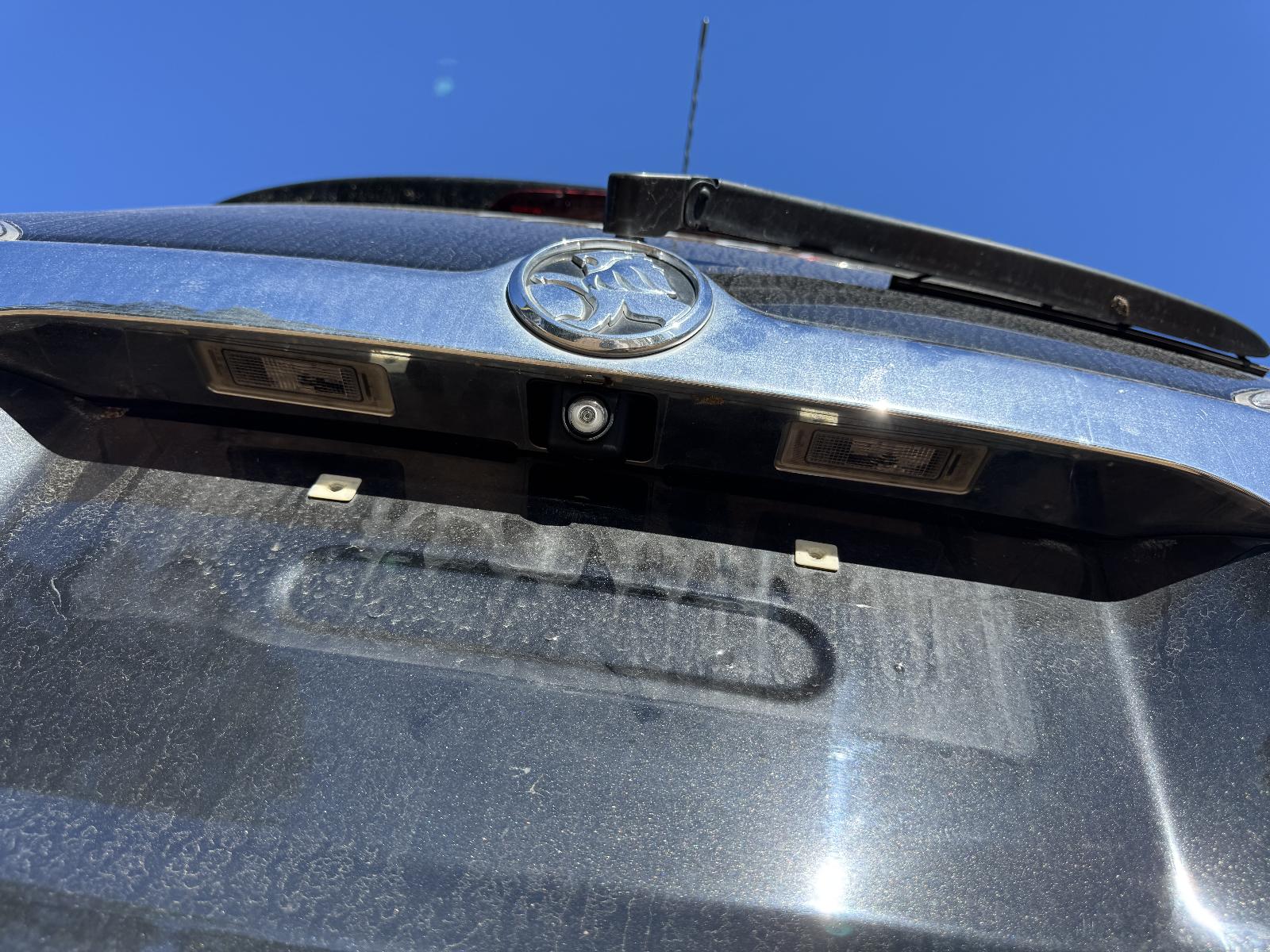 View HOLDEN ACADIA 2019 5 Door Station Wagon Breaking