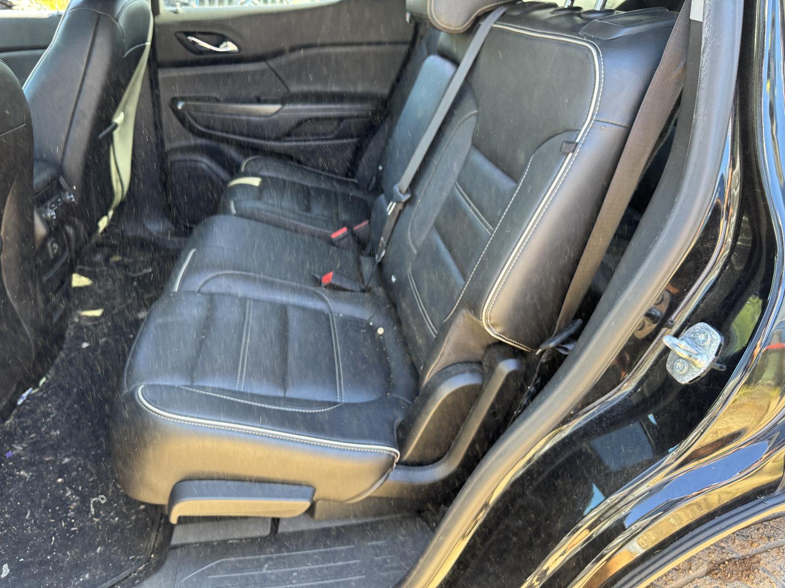 View HOLDEN ACADIA 2019 5 Door Station Wagon Breaking