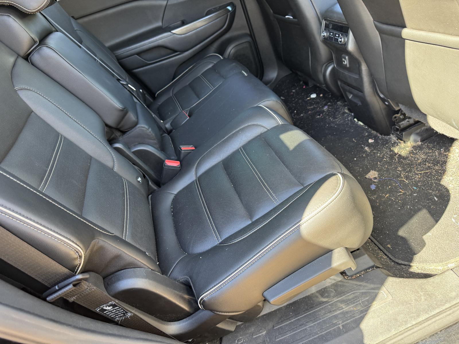 View HOLDEN ACADIA 2019 5 Door Station Wagon Breaking