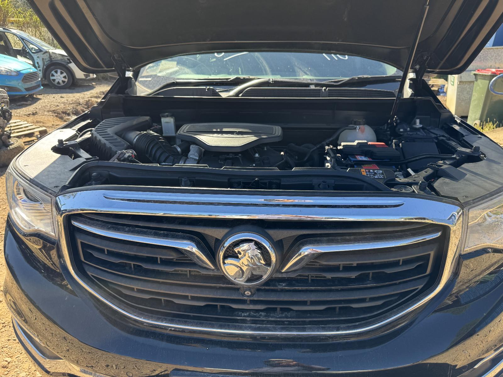 View HOLDEN ACADIA 2019 5 Door Station Wagon Breaking