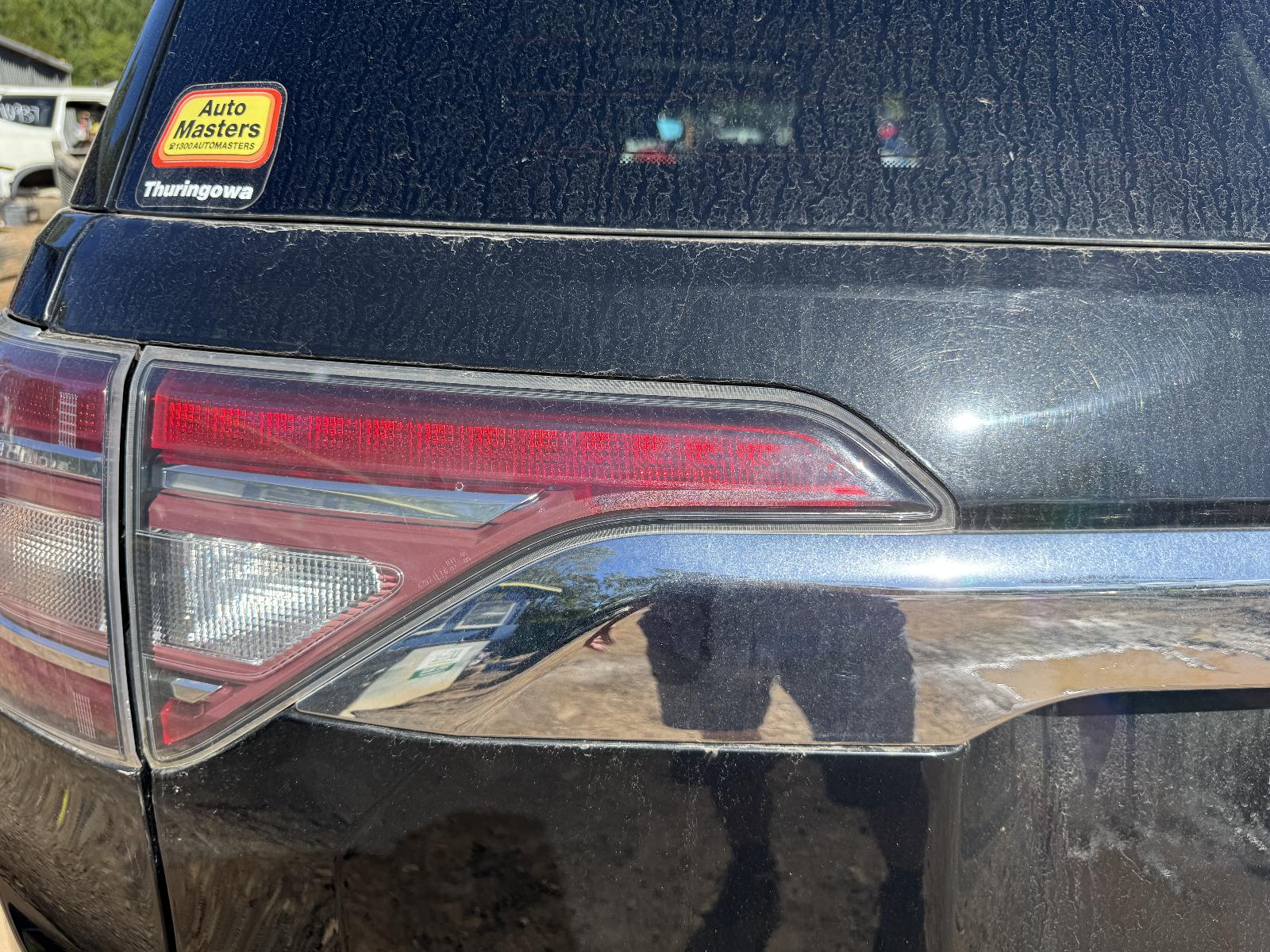 View HOLDEN ACADIA 2019 5 Door Station Wagon Breaking