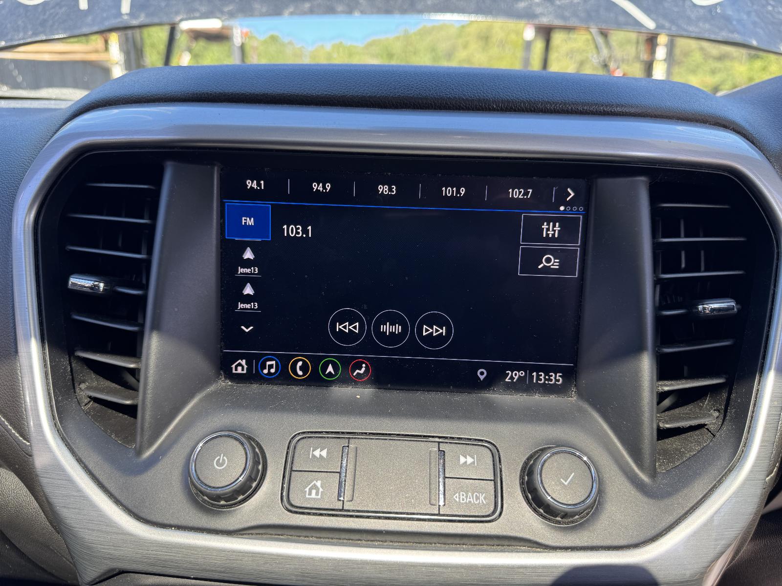 View HOLDEN ACADIA 2019 5 Door Station Wagon Breaking