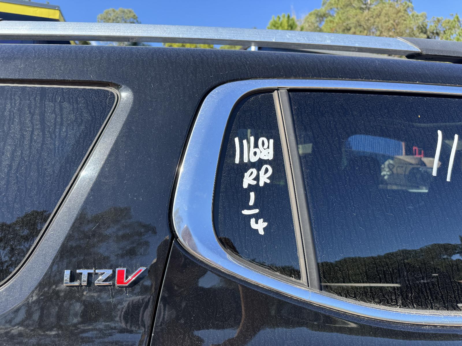 View HOLDEN ACADIA 2019 5 Door Station Wagon Breaking