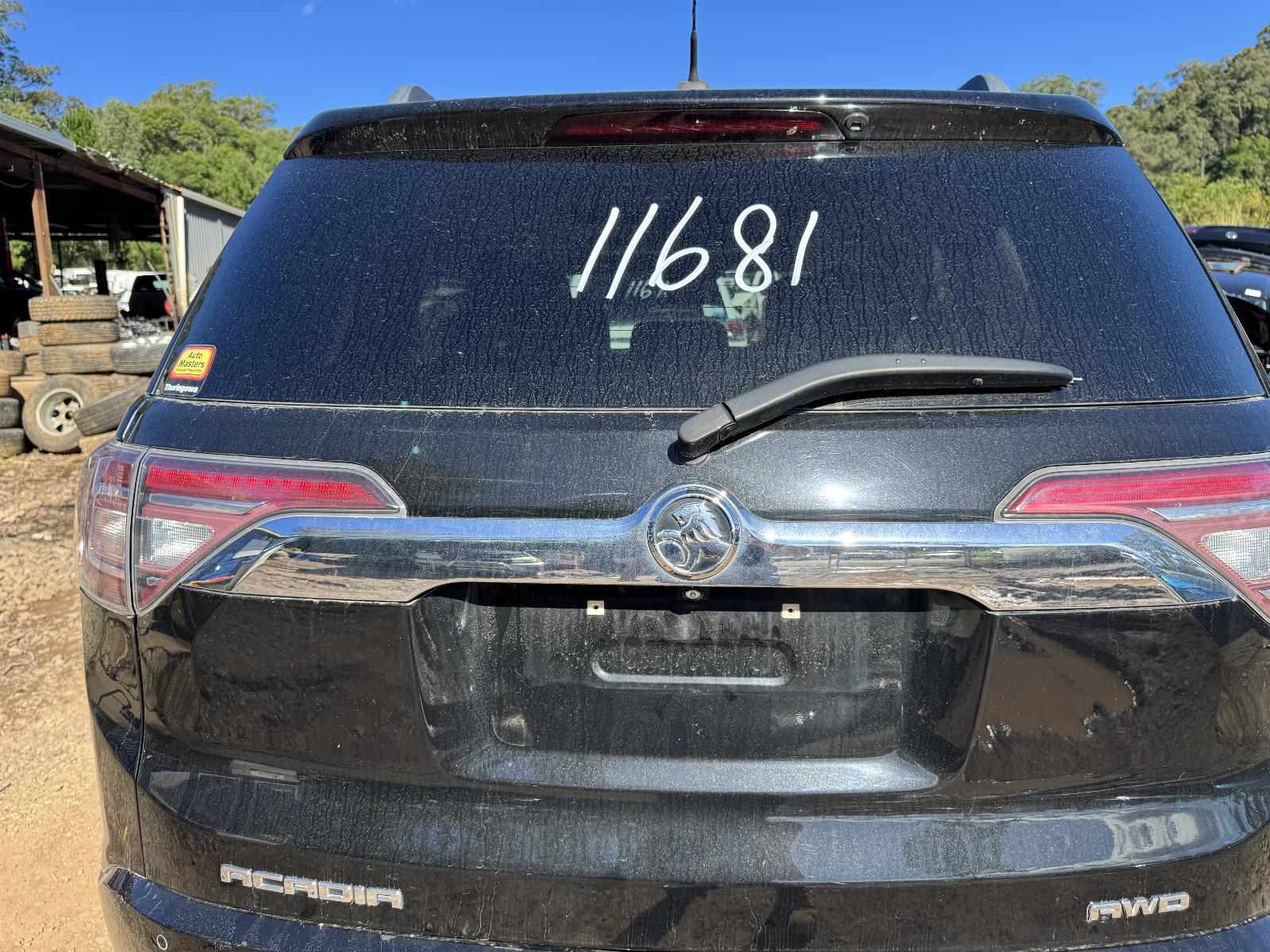 View HOLDEN ACADIA 2019 5 Door Station Wagon Breaking