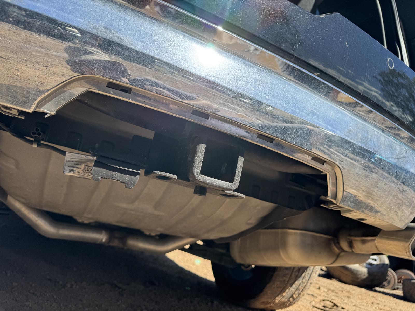 View HOLDEN ACADIA 2019 5 Door Station Wagon Breaking