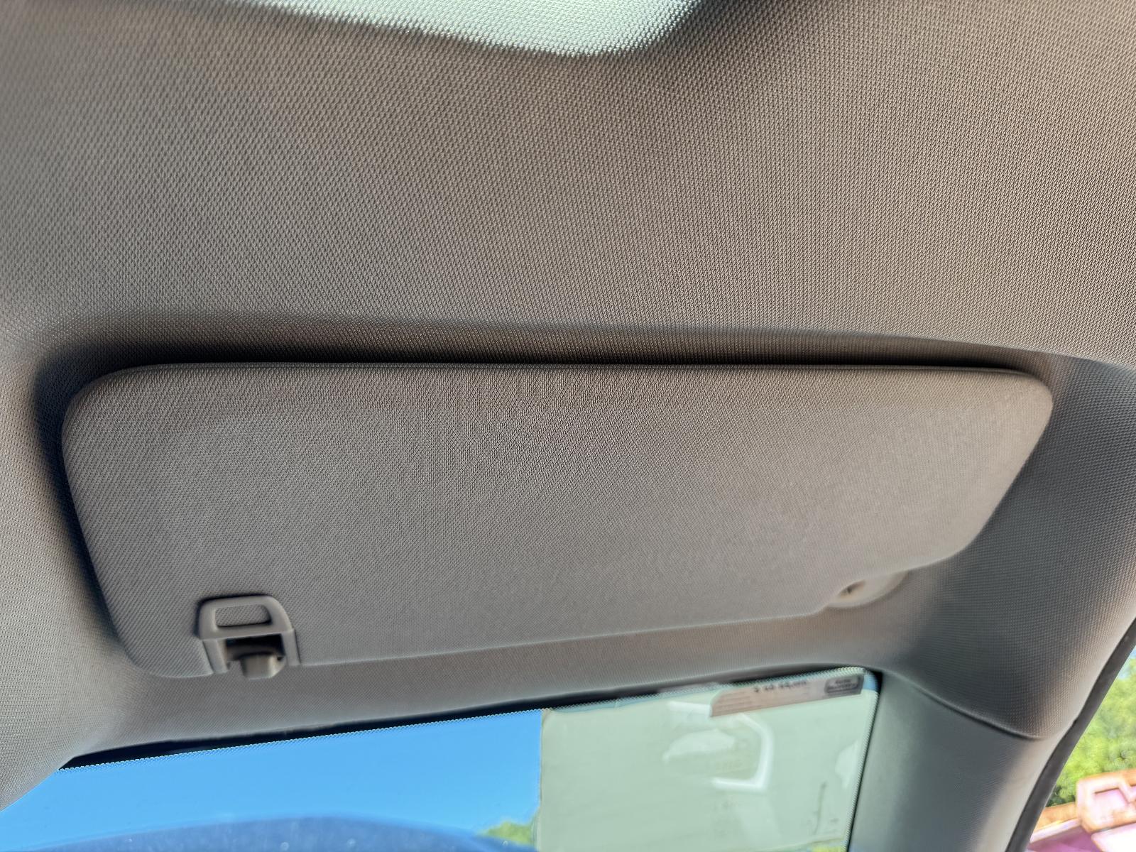 View HOLDEN ACADIA 2019 5 Door Station Wagon Breaking