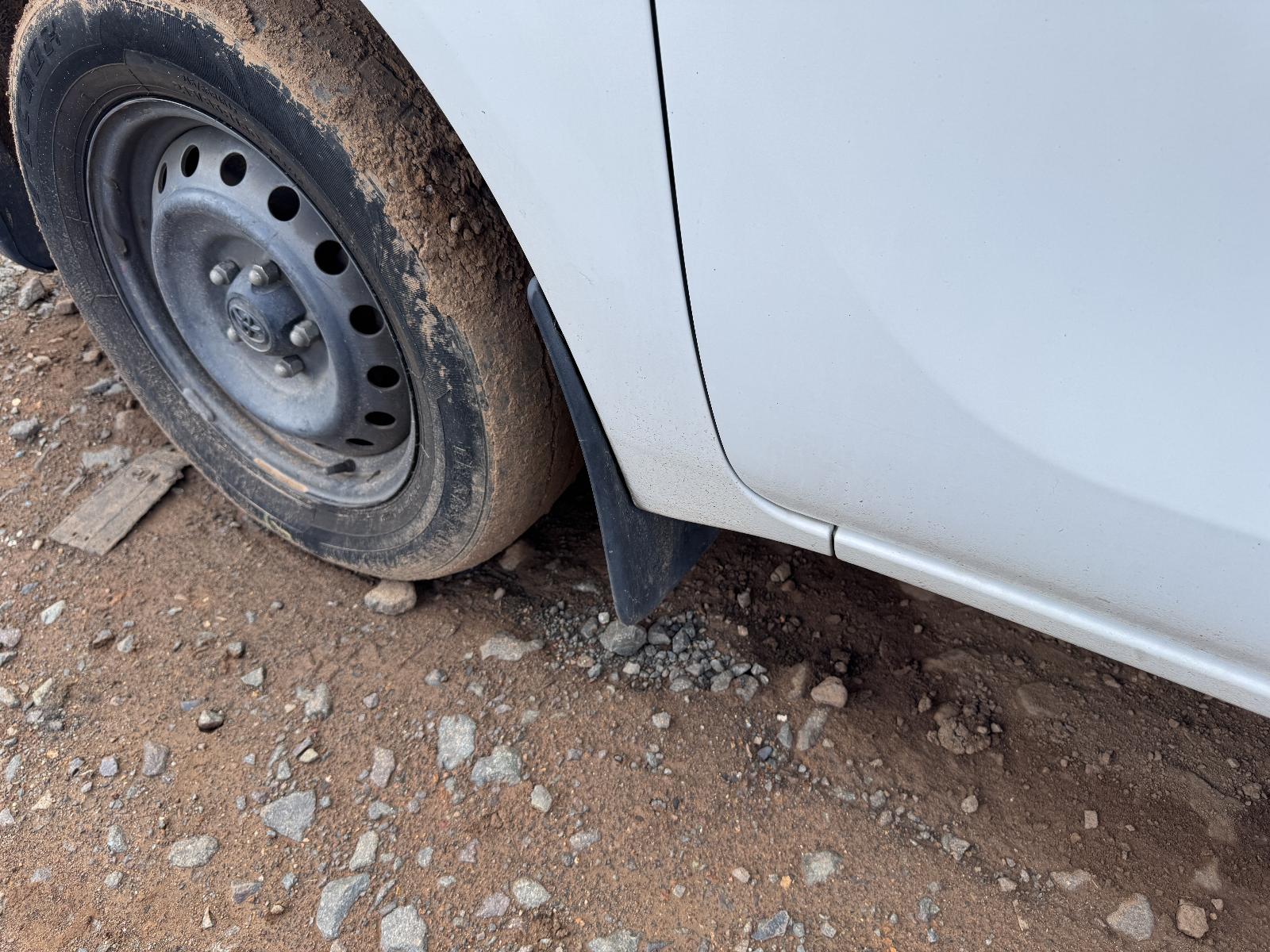 View TOYOTA HILUX 2019 2 Door Utility Breaking