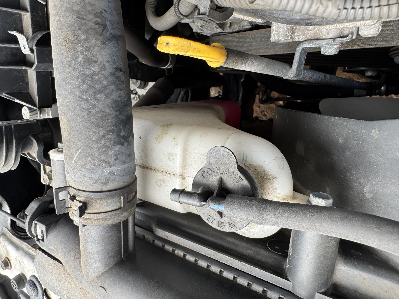 View TOYOTA HILUX 2019 2 Door Utility Breaking