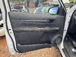 View TOYOTA HILUX 2019 2 Door Utility Breaking