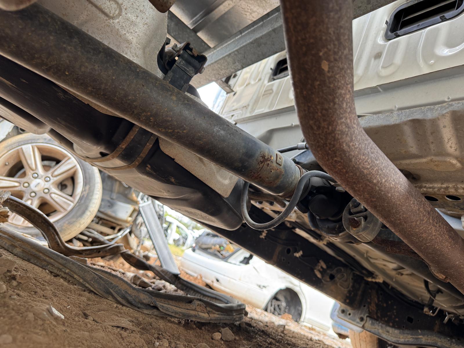 View TOYOTA HILUX 2019 2 Door Utility Breaking