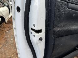 View TOYOTA HILUX 2019 2 Door Utility Breaking