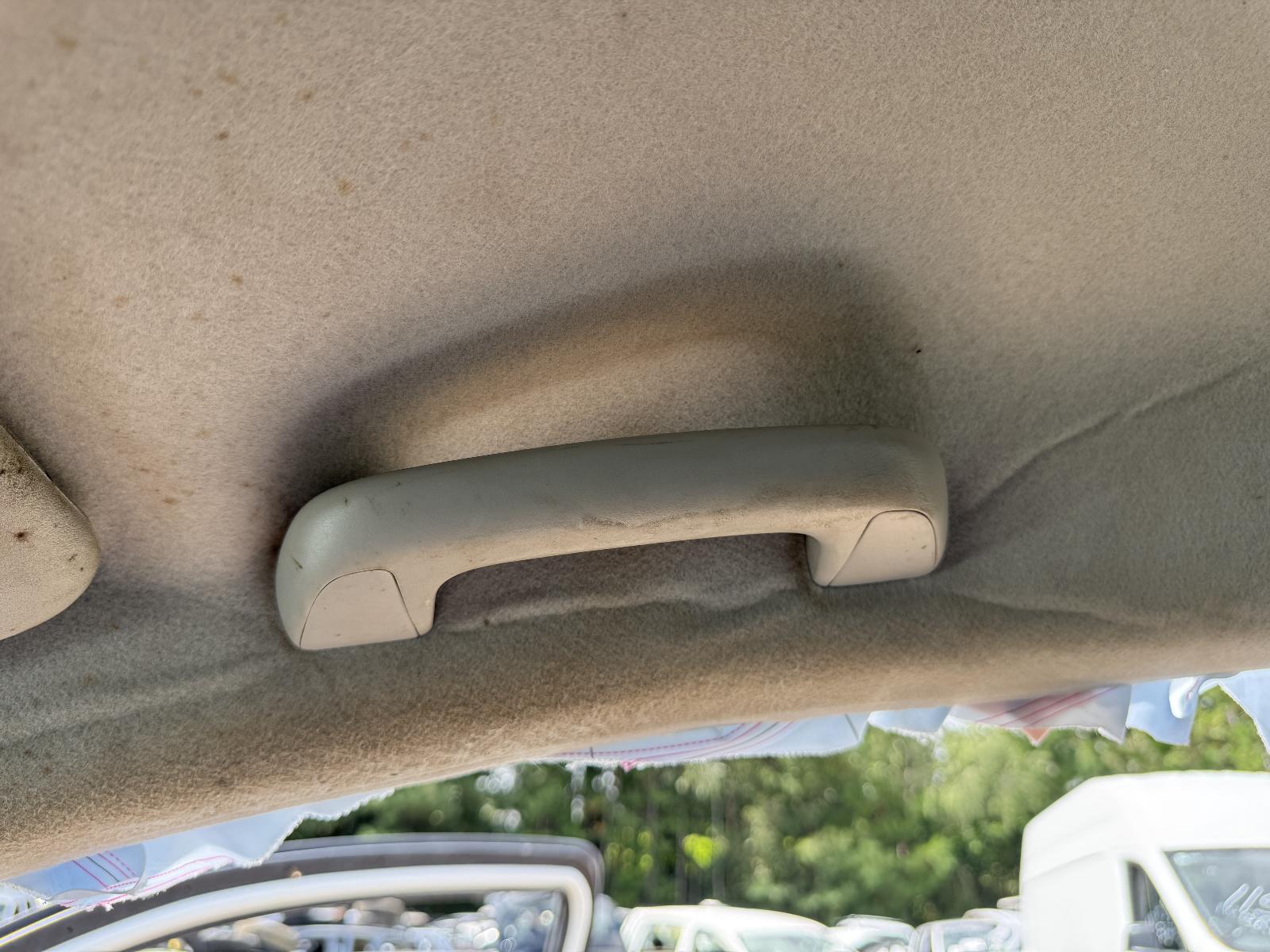 View TOYOTA HILUX 2019 2 Door Utility Breaking