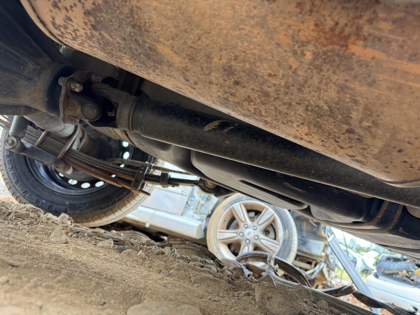View TOYOTA HILUX 2019 2 Door Utility Breaking