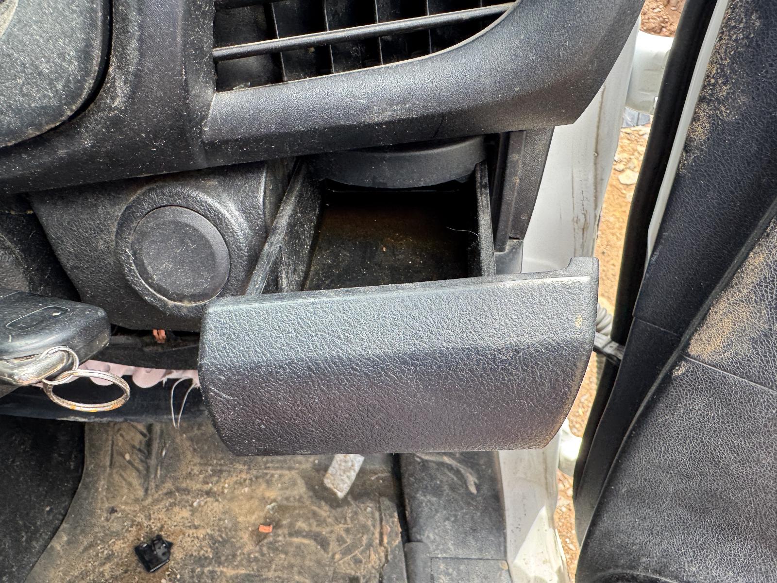 View TOYOTA HILUX 2019 2 Door Utility Breaking