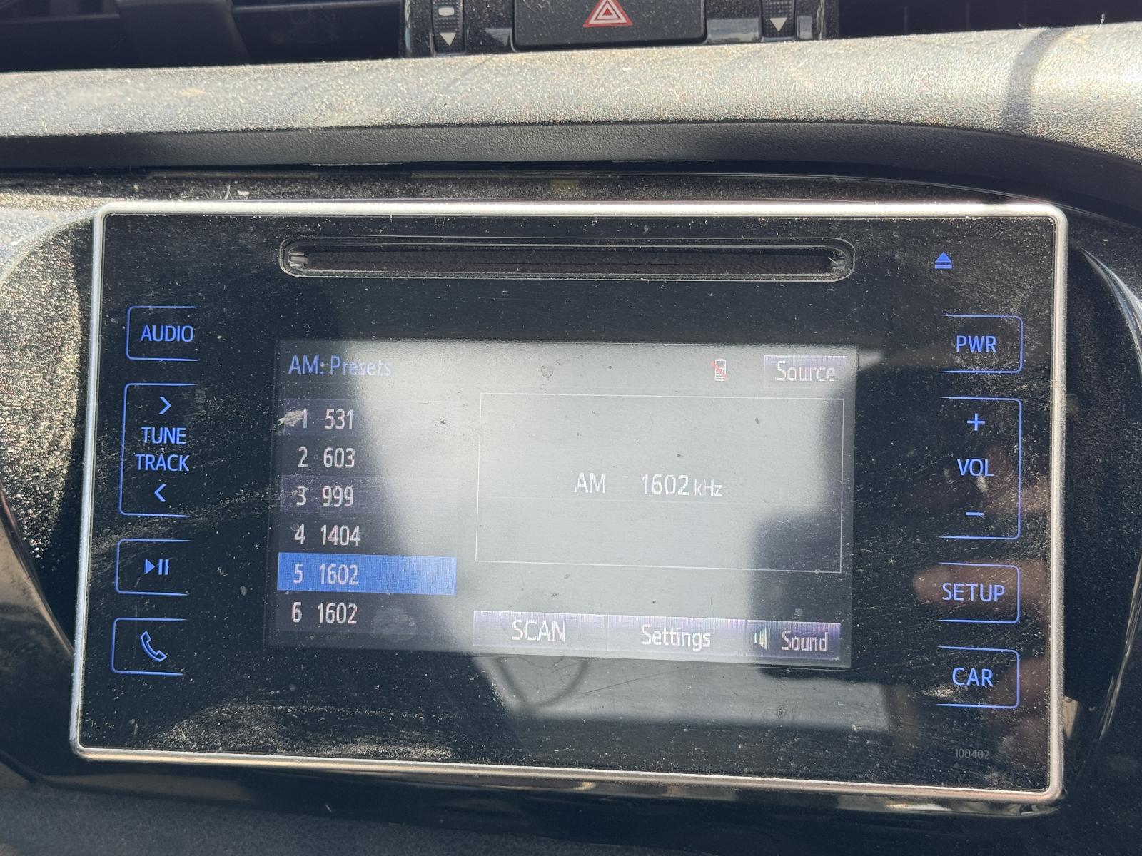View TOYOTA HILUX 2019 2 Door Utility Breaking