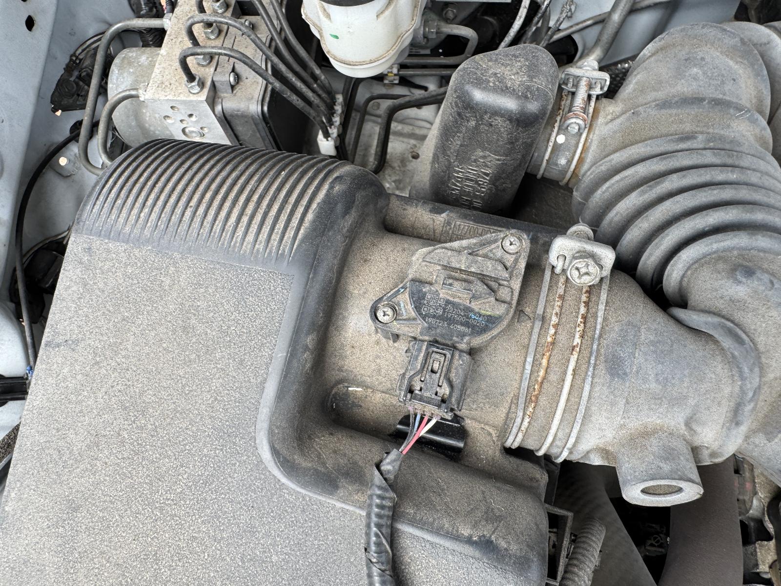 View TOYOTA HILUX 2019 2 Door Utility Breaking