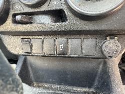 View TOYOTA HILUX 2019 2 Door Utility Breaking