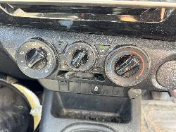 View TOYOTA HILUX 2019 2 Door Utility Breaking
