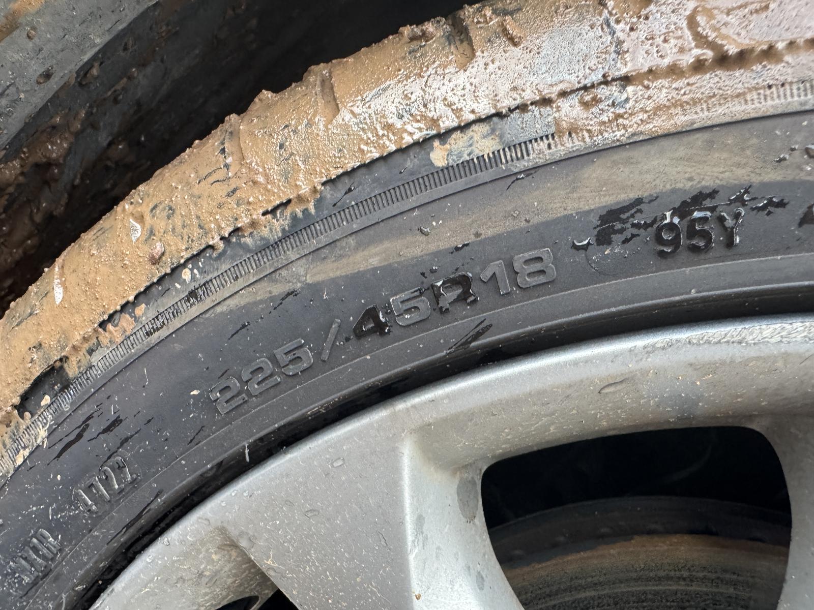 View MAZDA 3 2013 4 Door Hatchback Breaking