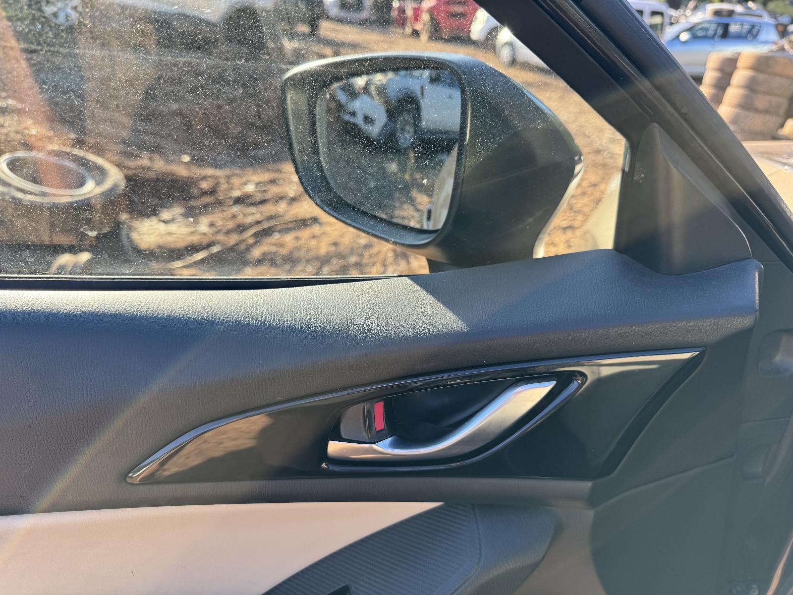 View MAZDA 3 2013 4 Door Hatchback Breaking