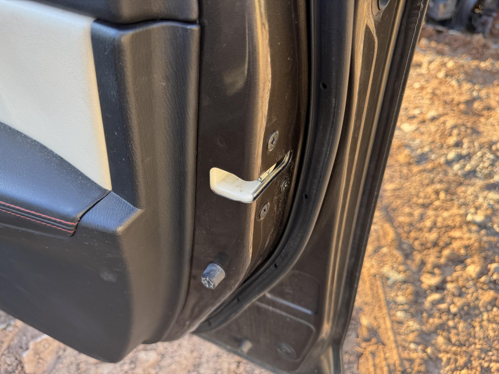 View MAZDA 3 2013 4 Door Hatchback Breaking