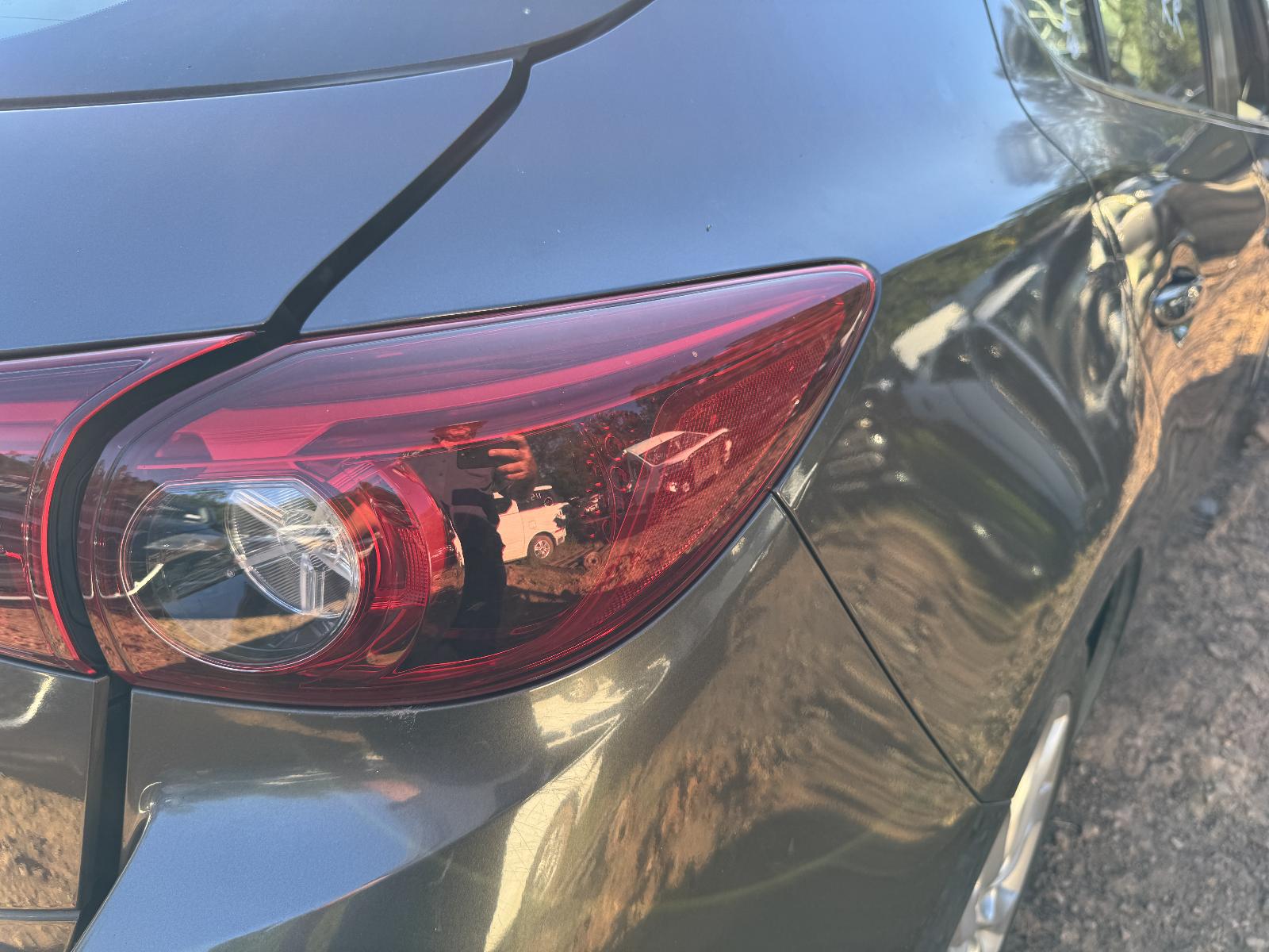 View MAZDA 3 2013 4 Door Hatchback Breaking