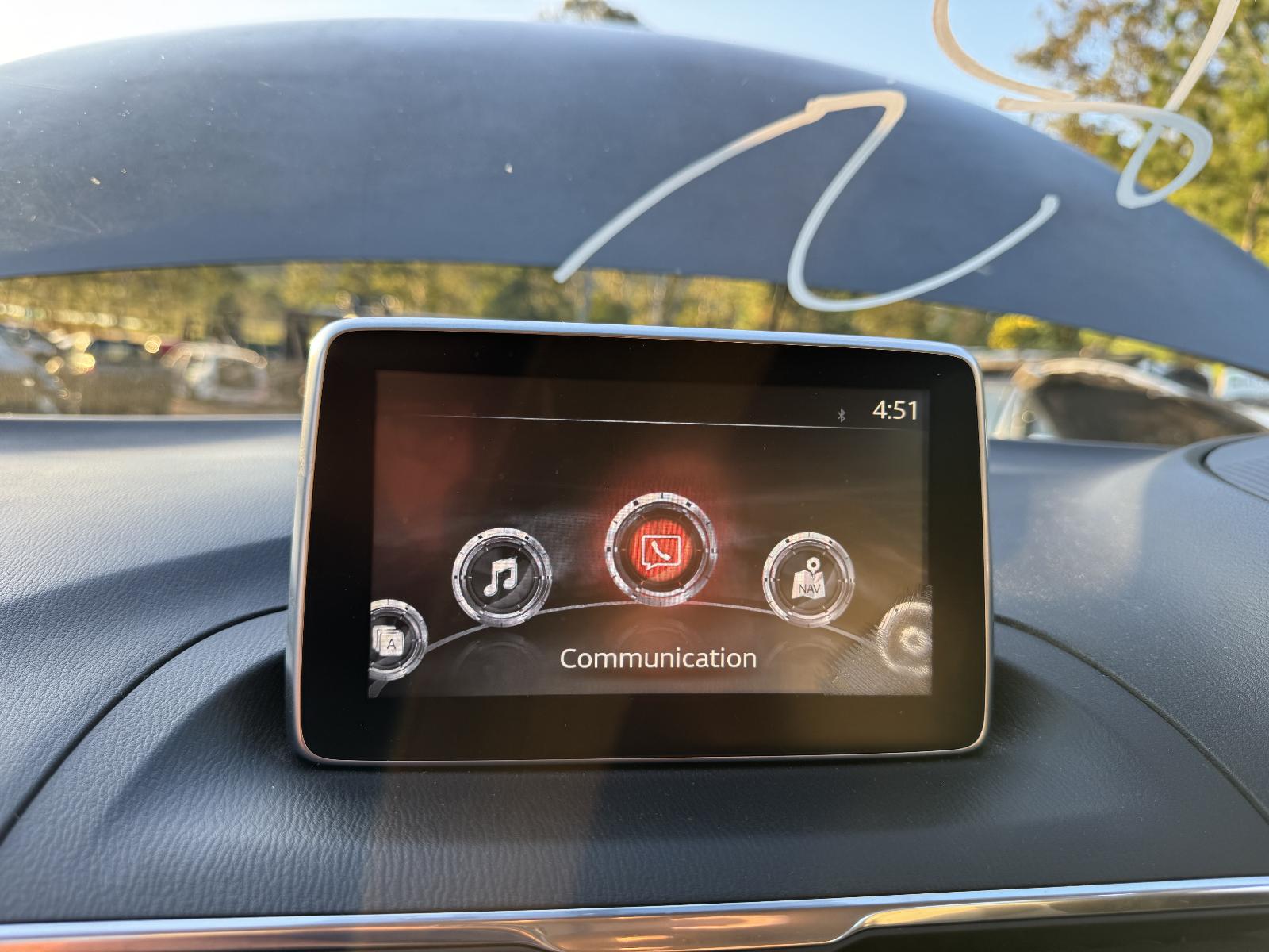 View MAZDA 3 2013 4 Door Hatchback Breaking