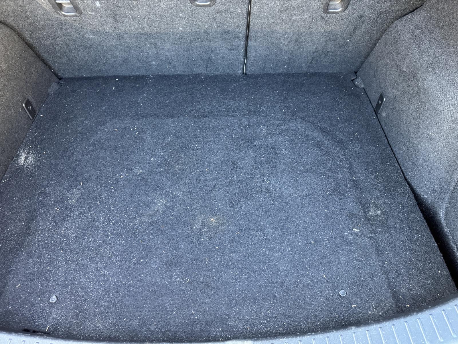 View MAZDA 3 2013 4 Door Hatchback Breaking