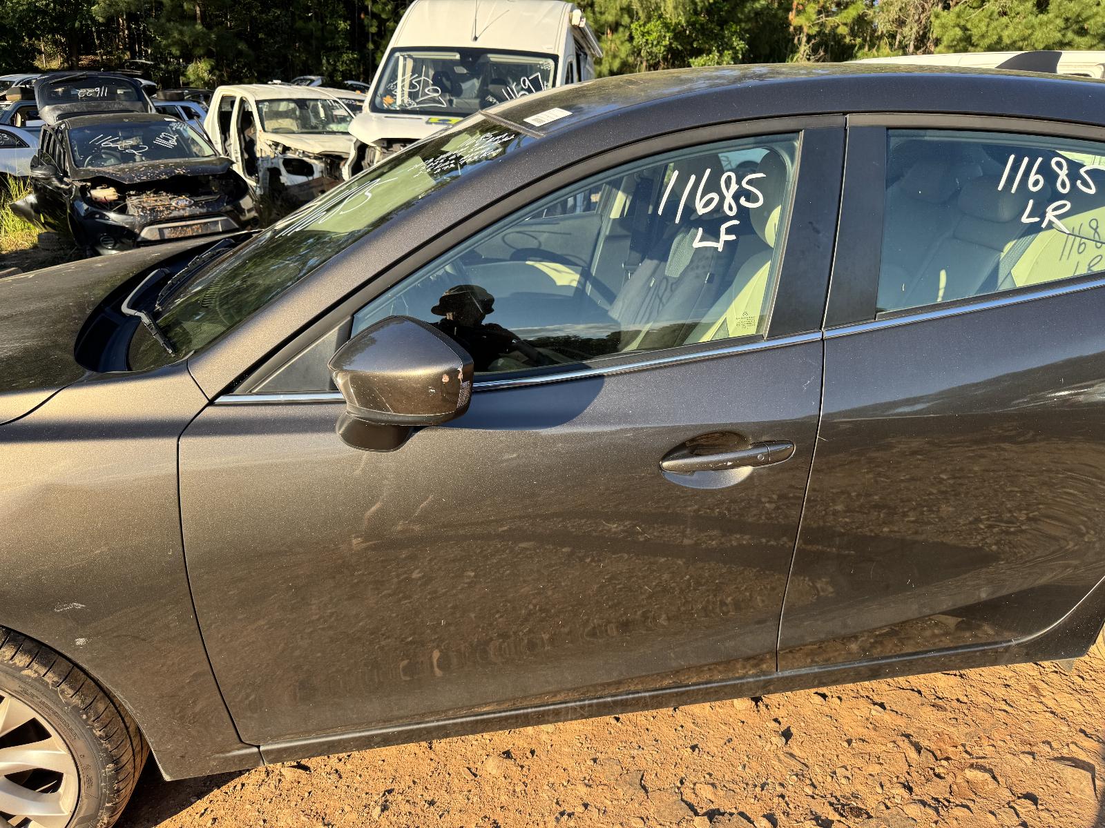 View MAZDA 3 2013 4 Door Hatchback Breaking