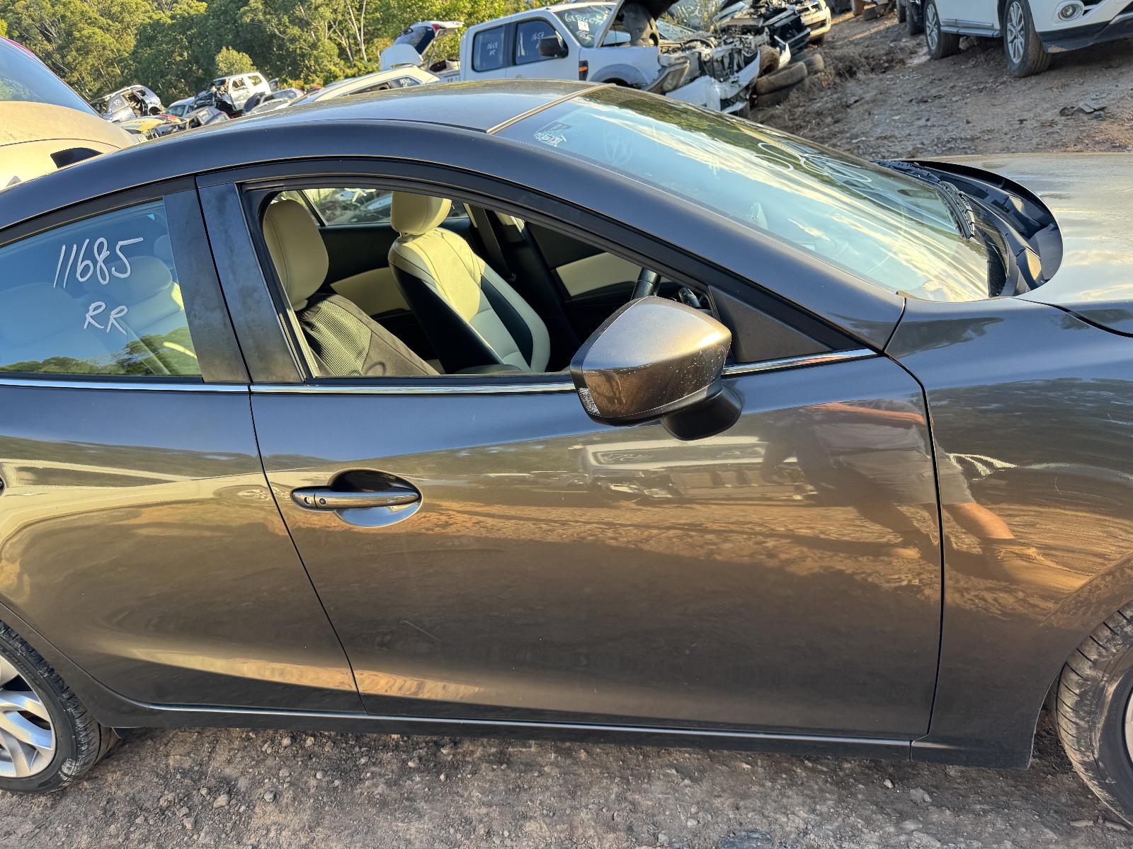 View MAZDA 3 2013 4 Door Hatchback Breaking