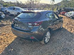 View MAZDA 3 2013 4 Door Hatchback Breaking