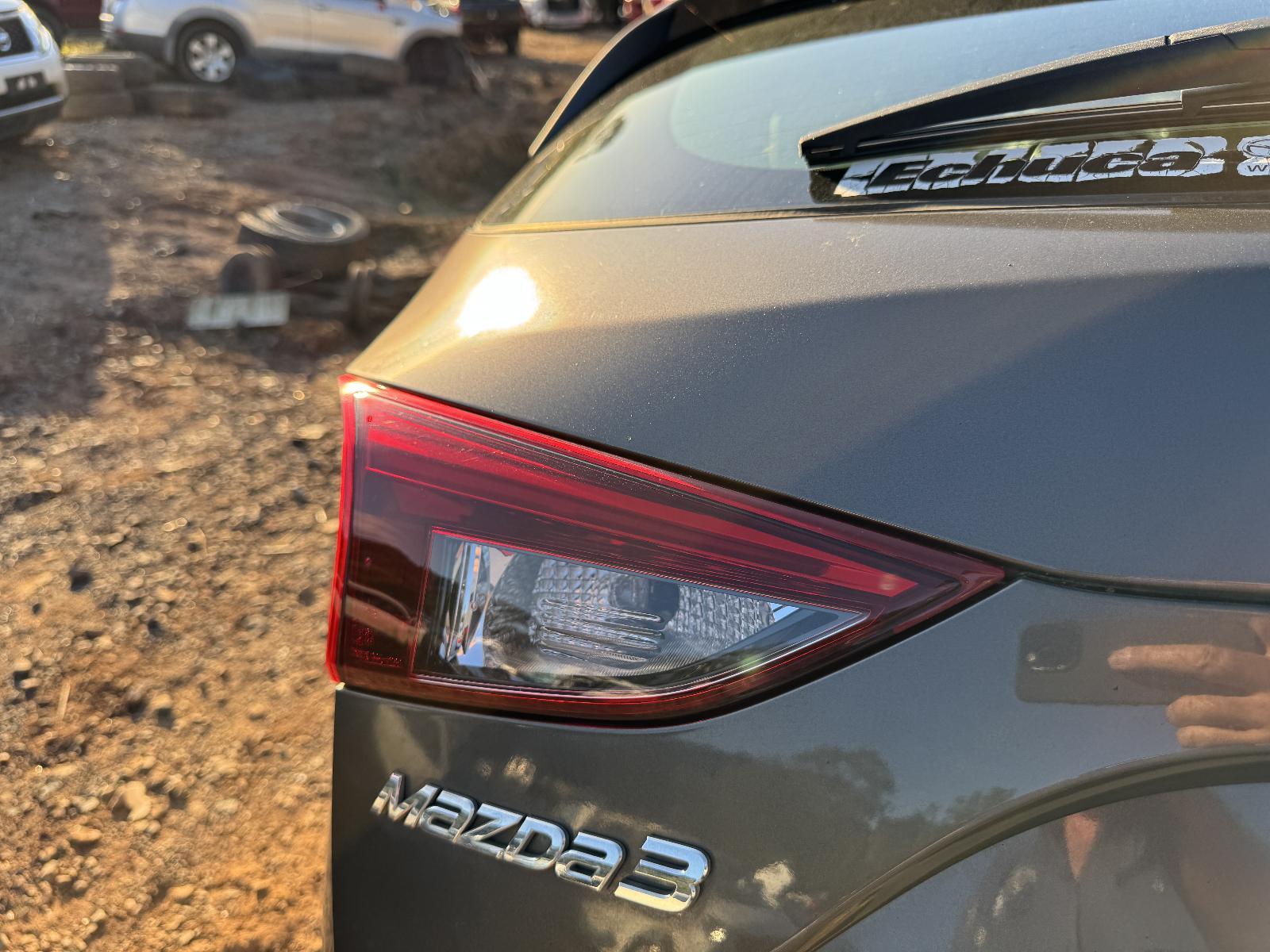 View MAZDA 3 2013 4 Door Hatchback Breaking