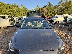 View MAZDA 3 2013 4 Door Hatchback Breaking