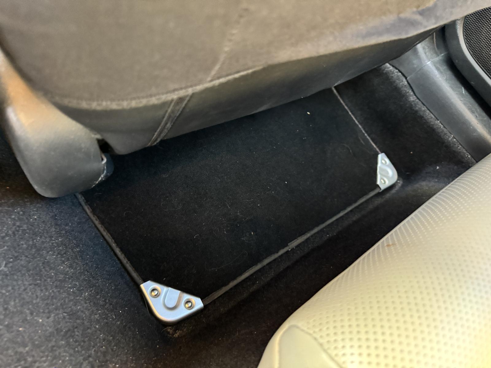 View MAZDA 3 2013 4 Door Hatchback Breaking