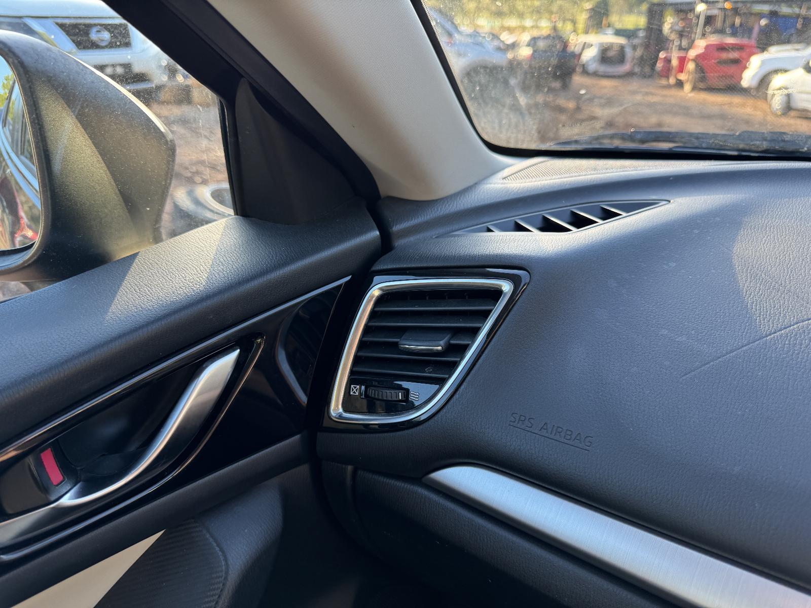View MAZDA 3 2013 4 Door Hatchback Breaking