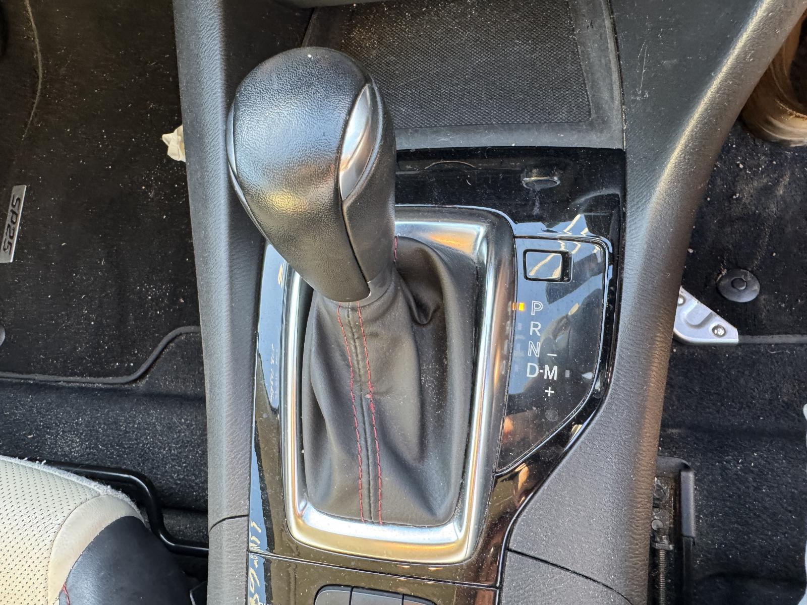 View MAZDA 3 2013 4 Door Hatchback Breaking