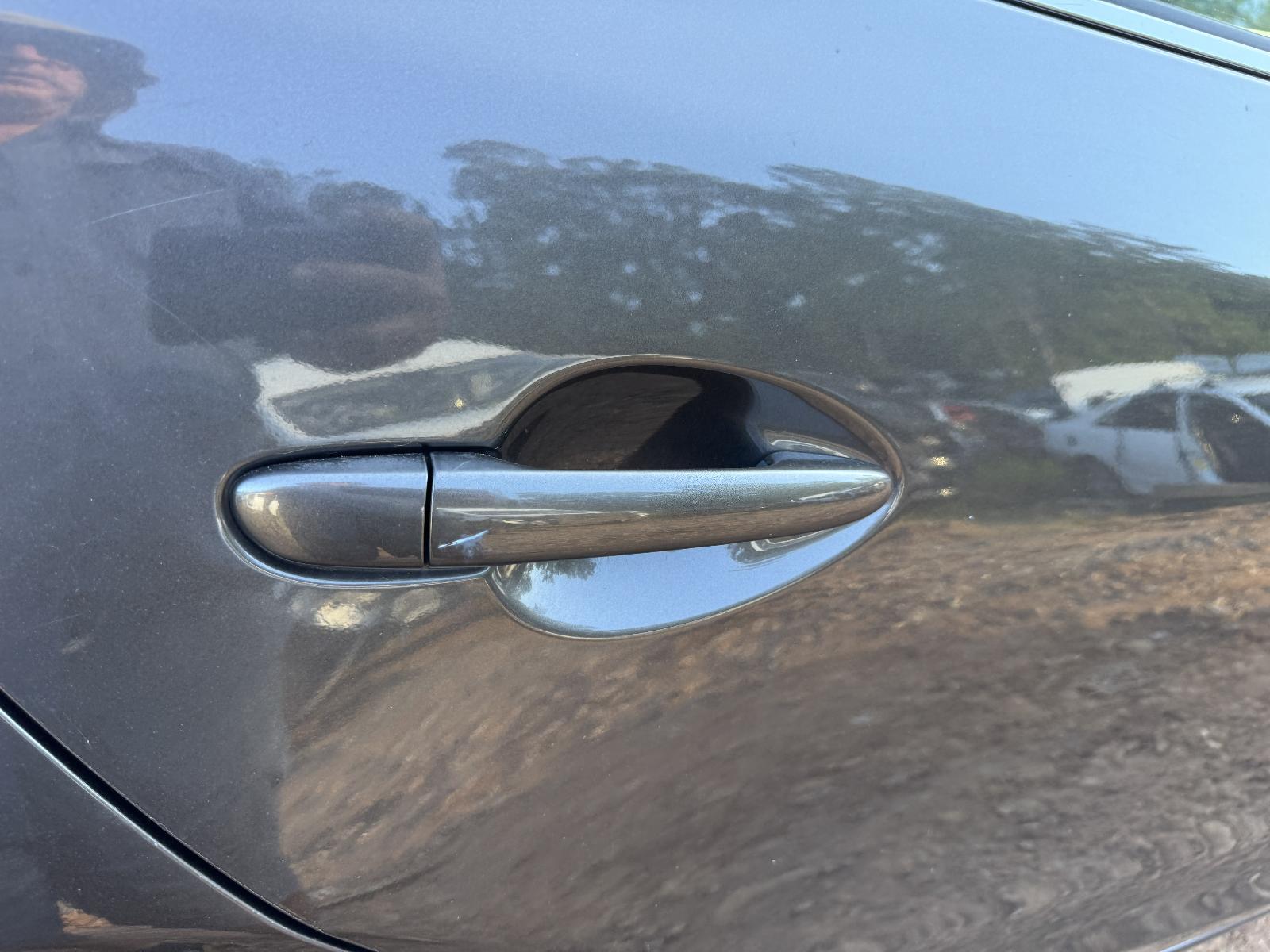 View MAZDA 3 2013 4 Door Hatchback Breaking