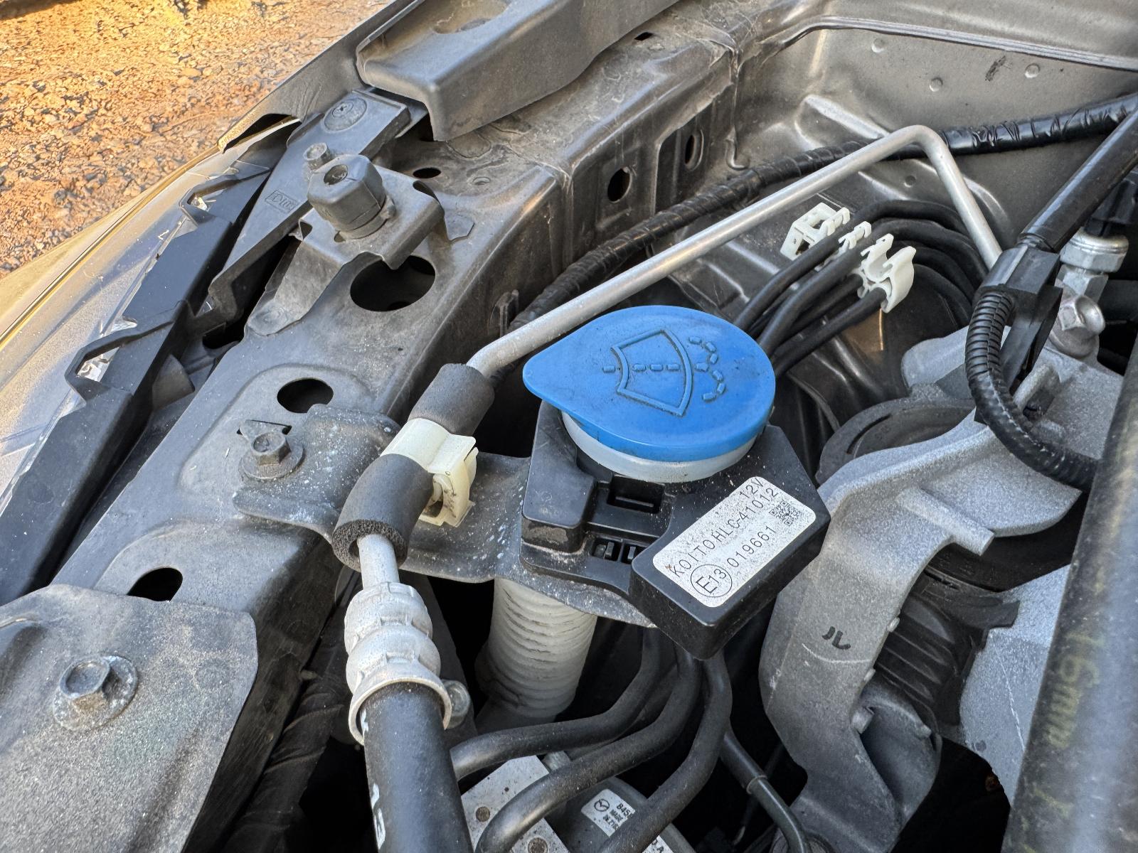 View MAZDA 3 2013 4 Door Hatchback Breaking