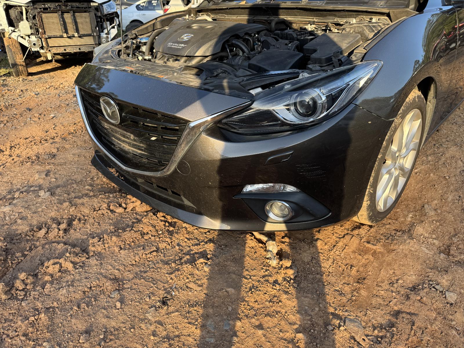 View MAZDA 3 2013 4 Door Hatchback Breaking