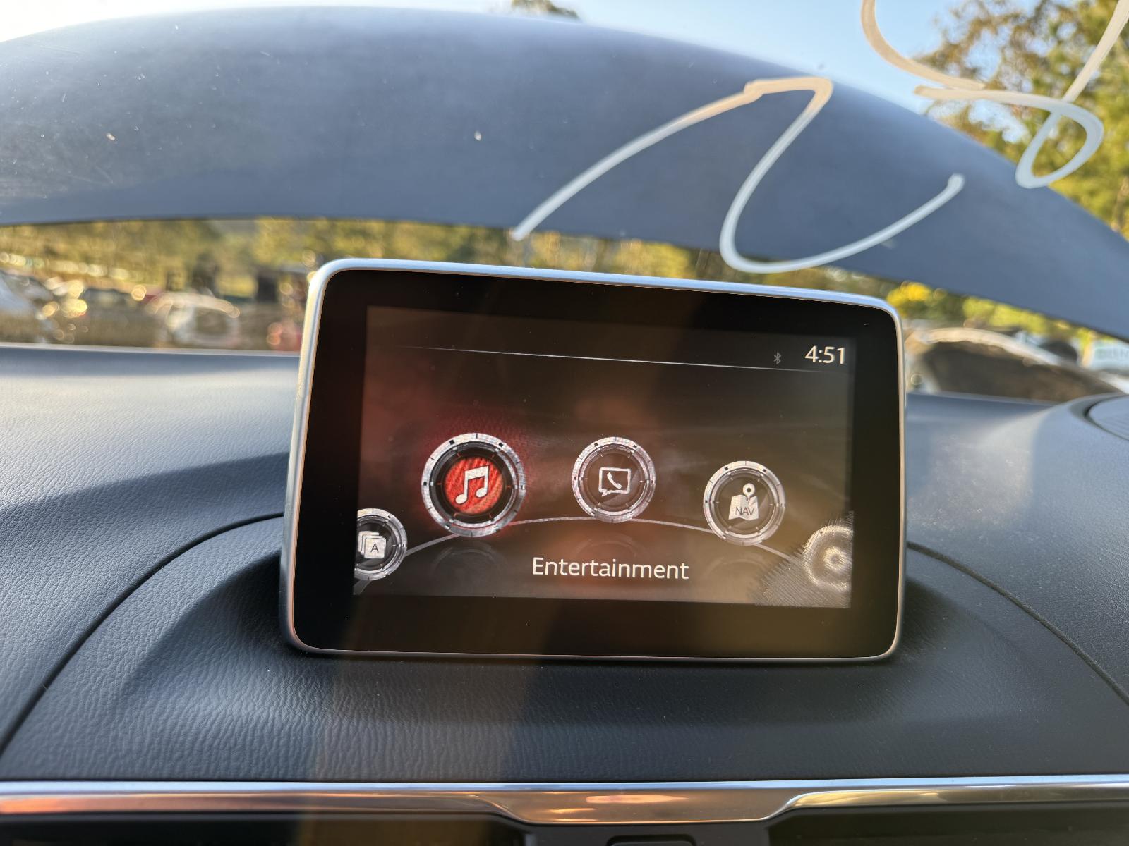 View MAZDA 3 2013 4 Door Hatchback Breaking